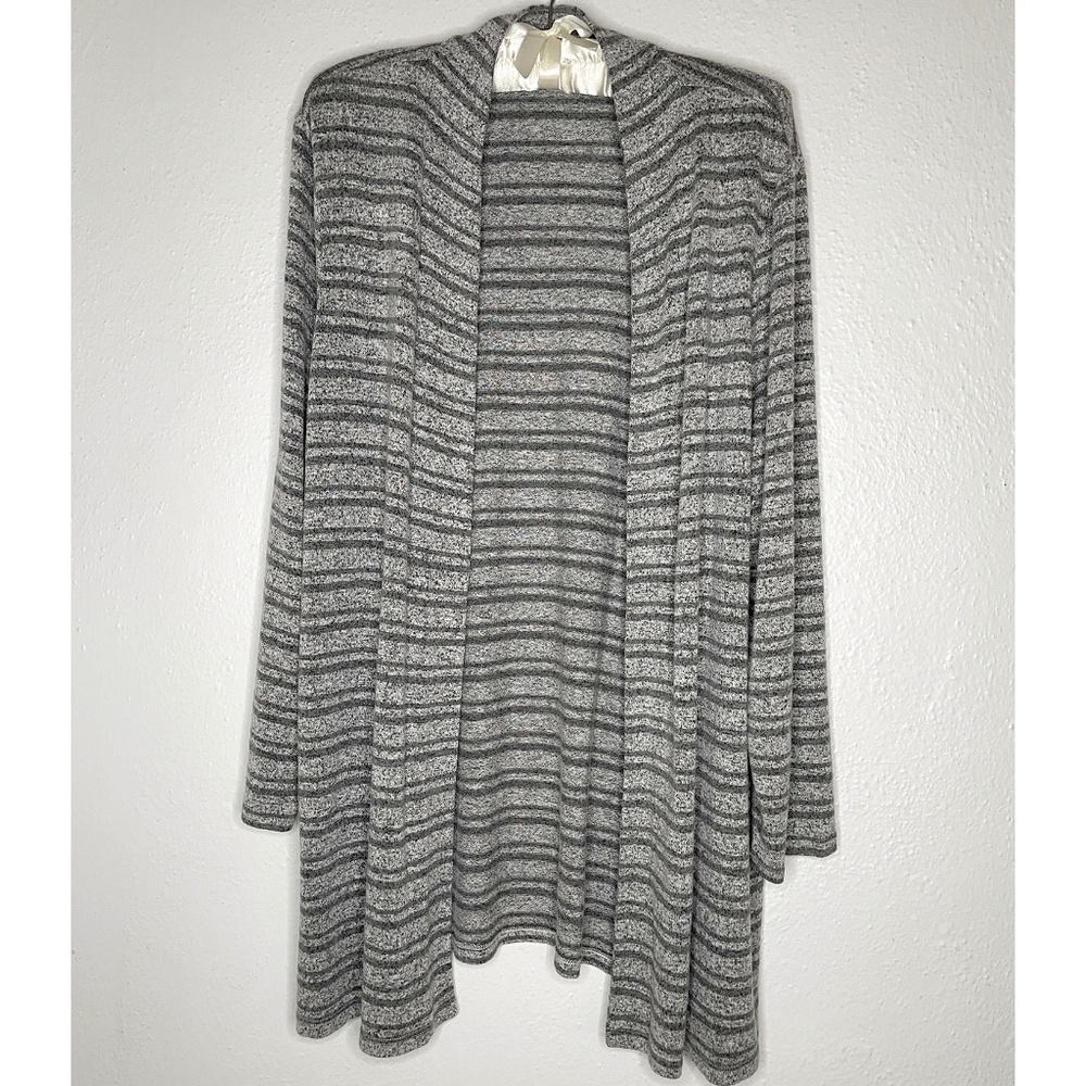Chicos Long Cardigan Soft Gray Stripes Size 2 - Large
